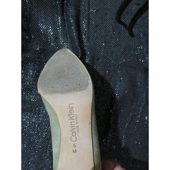 Calvin Klein Suede Leather Pointed Toe Pumps size 6 Color is Celery - Picture 10 of 11